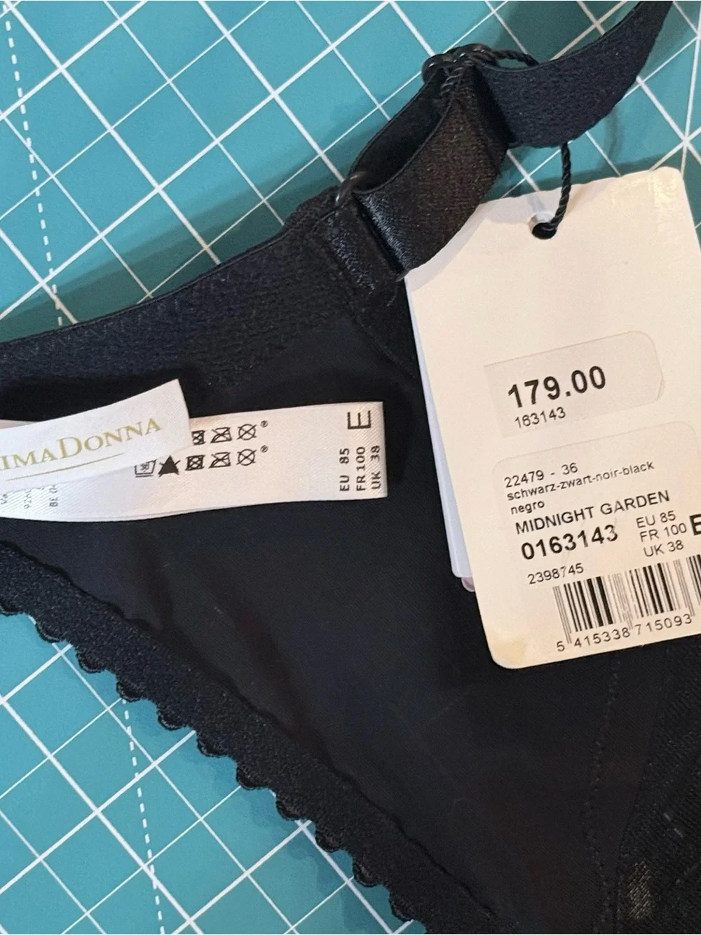 PrimaDonna Midnight Garden embroidered bra